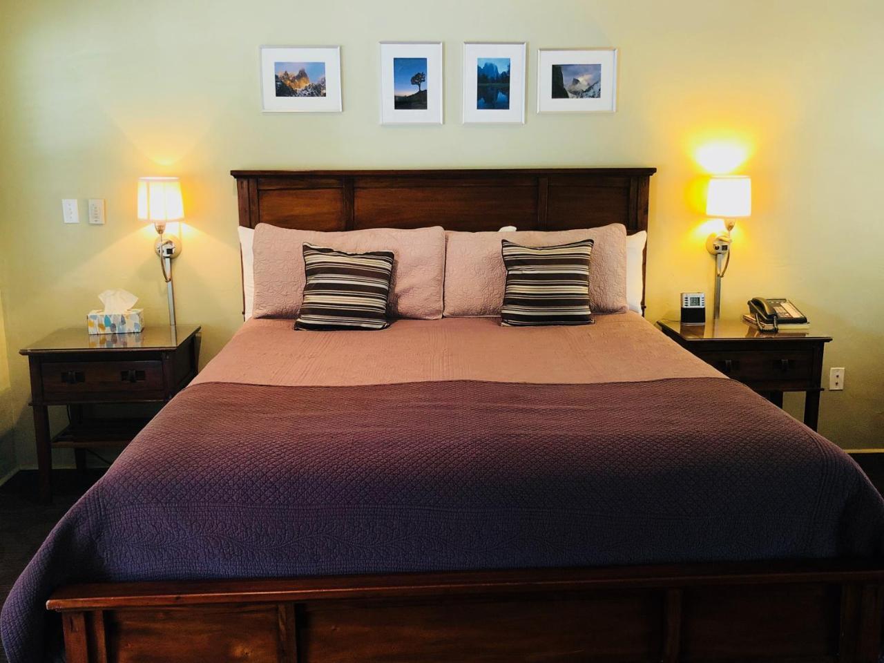 Queen'S Inn By The River Oakhurst Bagian luar foto